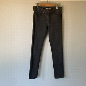 Levi's 311 black jeans Sz 27